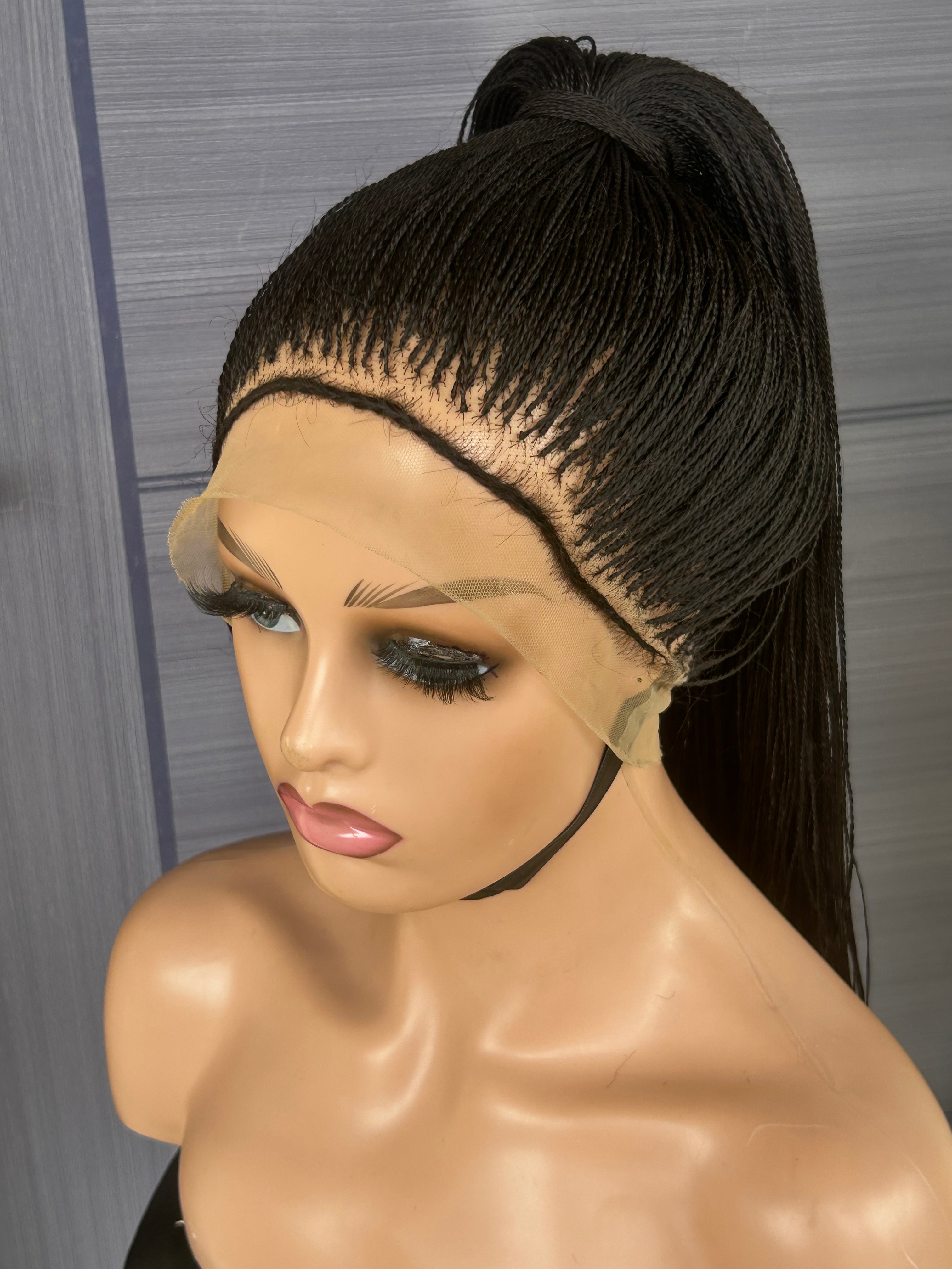 BRAIDED WIG BOSS
